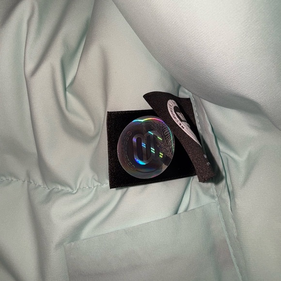 Aritzia Superpuff CliMatte Shorty Mint - Picture 10 of 10